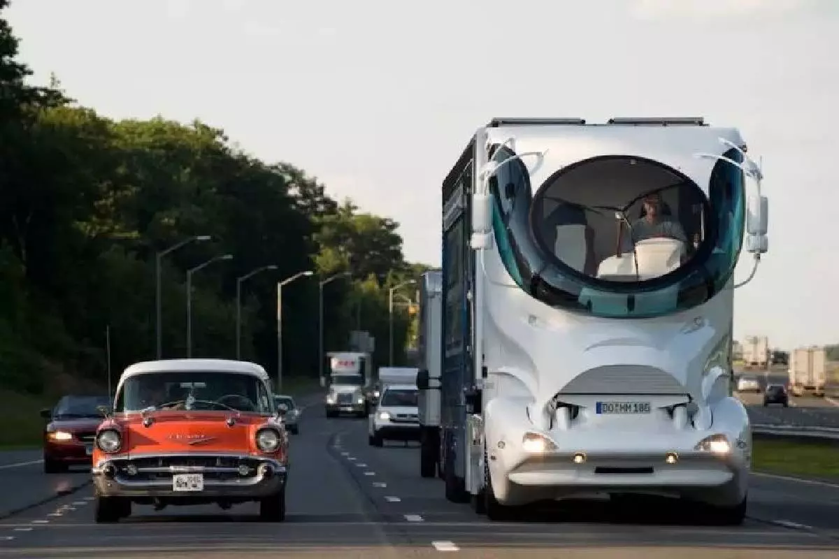 Curious What A Million Dollar Motorhome Looks Like? Take A Look!